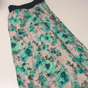 EUC Lularoe Lucy Skirt -2XL
